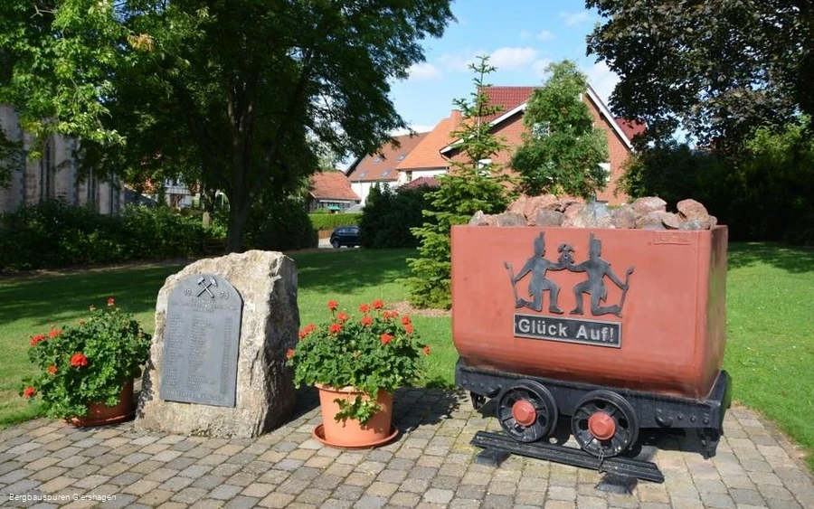 Bergbbau Giershagen Kirchplatz