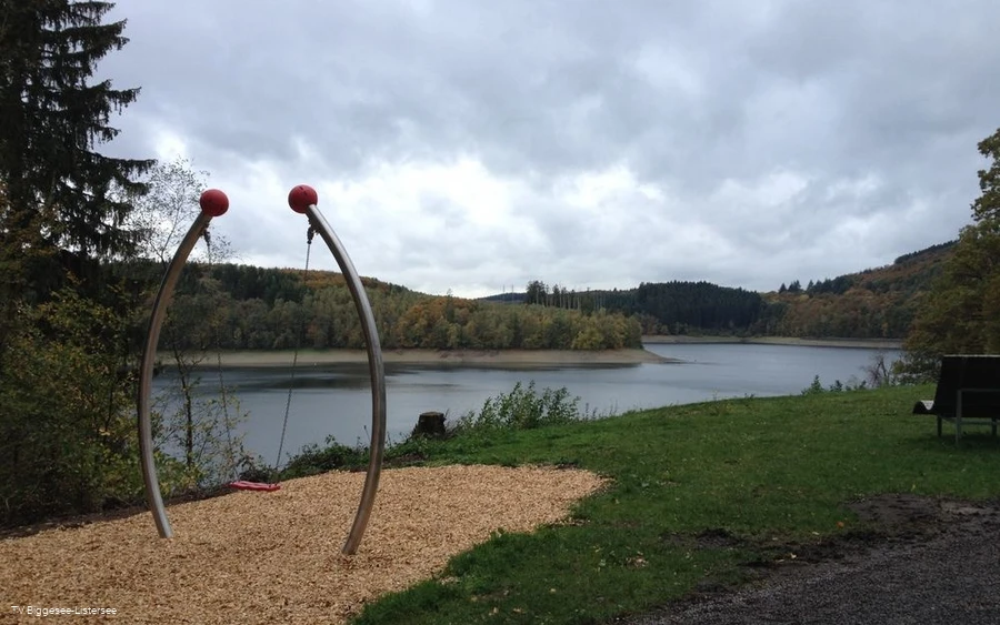 Bewegungsmeile an dem Biggesee 1