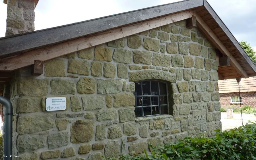 Ausstellungsgebäude am Handwerkerdorf