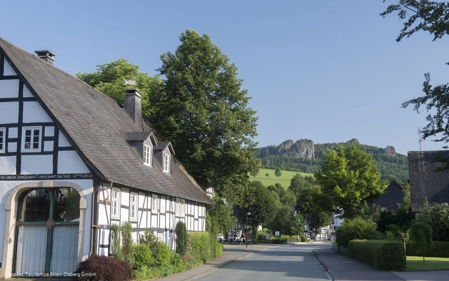 Dorfmitte Elleringhausen ( Foto Kappest)