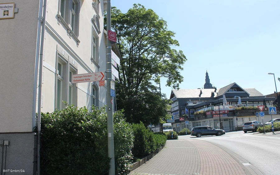 48 Altenbürener Straße von Westen kommend.JPG