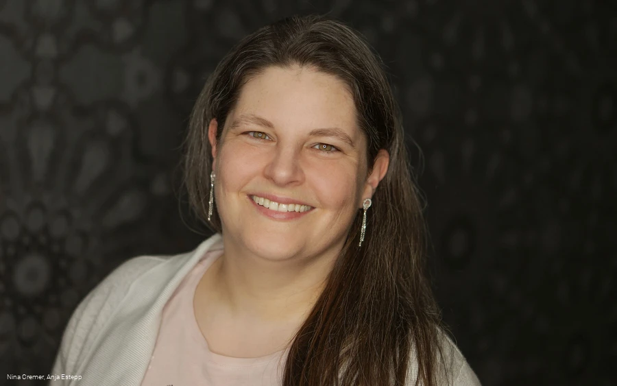 Nina Cremer_by Anja Estepp_2.jpg