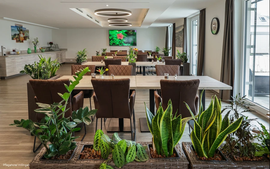Pflegehotel Willingen Fruehstuecksraum.jpg