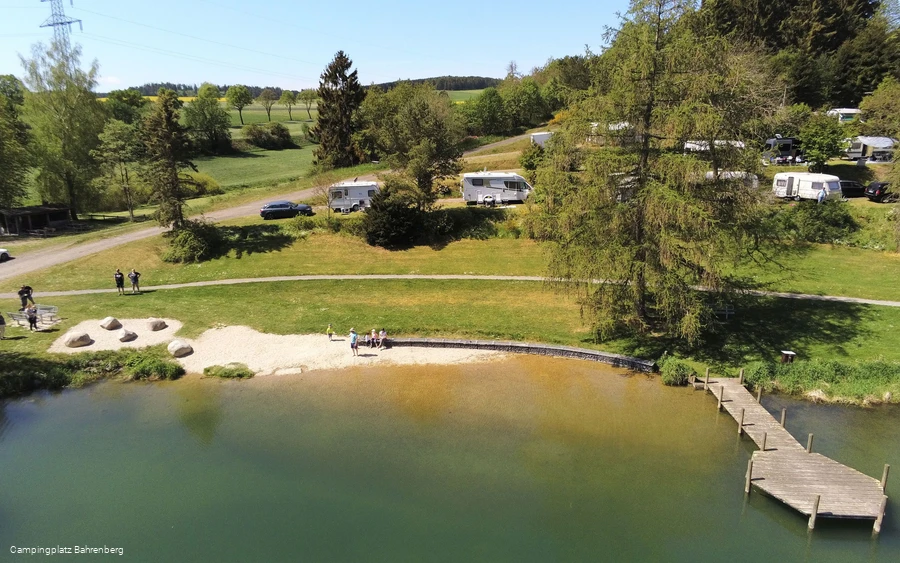 See mit Badesteg Campingplatz Bahrenberg.JPG