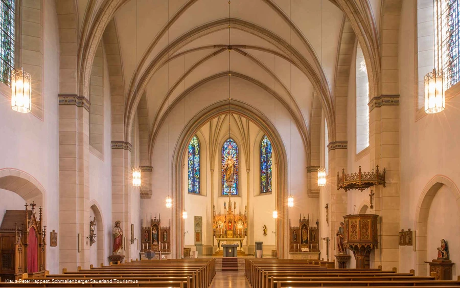 St. Pankratius Pfarrkirche in Eslohe - Reiste