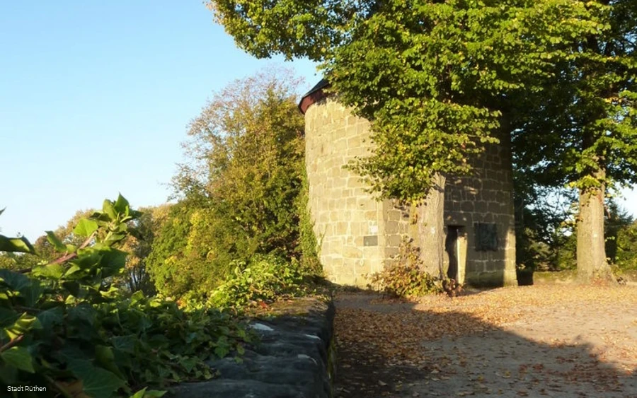 Hexenturm von Osten gesehen