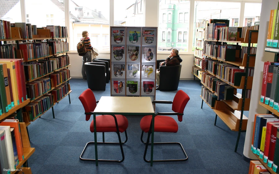 Werdohl_Stadtbücherei_Innenansicht3.jpg Werdohl_Stadtbücherei_Innenansicht3.jpg