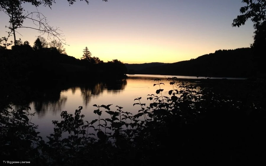 Sonnenaufgang am Listersee