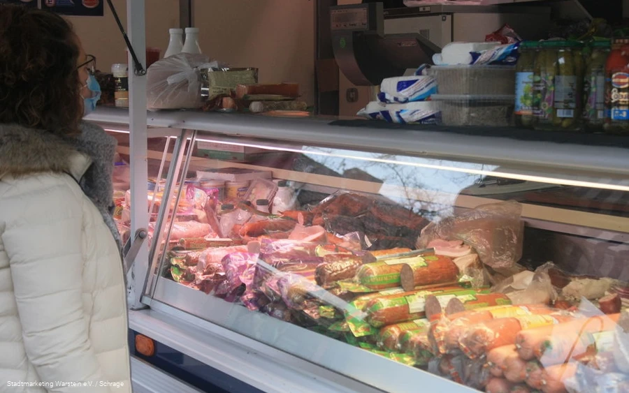 russische Produkte auf dem Warsteiner Wochenmarkt russische Produkte auf dem Warsteiner Wochenmarkt