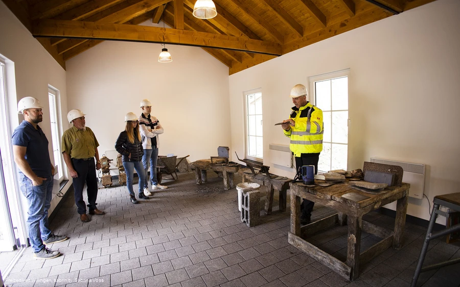 schieferbergwerk-verarbeitung c) Freizeitwelt Willingen, Sabrina Voss.jpg schieferbergwerk-verarbeitung c) Freizeitwelt Willingen, Sabrina Voss.jpg