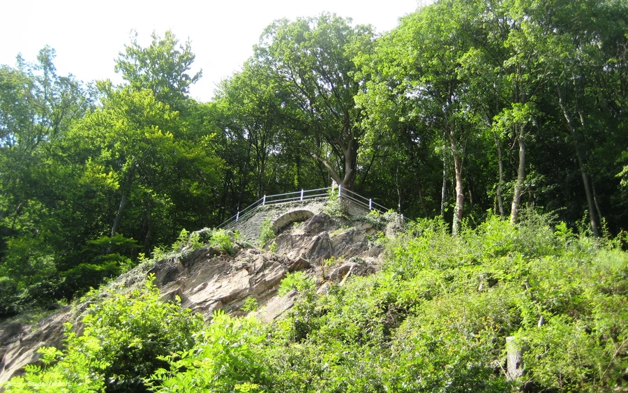 Werdohl_Kletterfelsen (12).jpg