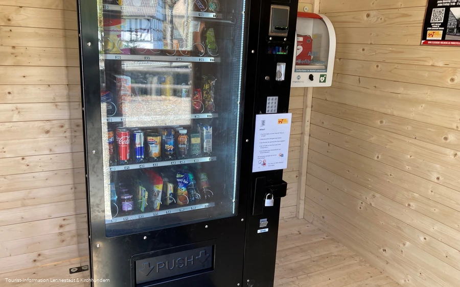 Dorf-Kiosk Kirchveischede Automat.jpg Dorf-Kiosk Kirchveischede Automat.jpg