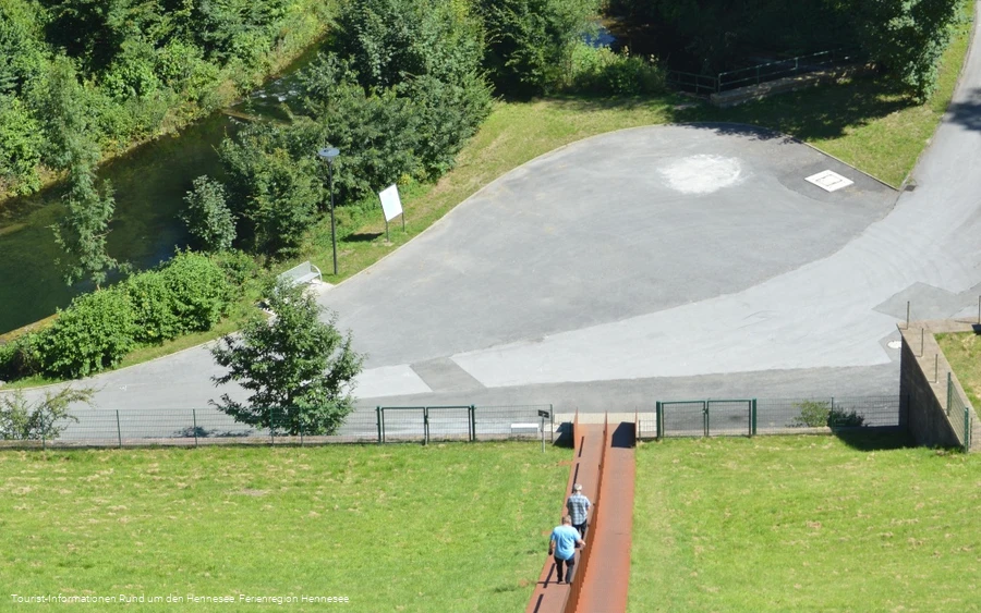 Himmelstreppe auf den Hennedamm