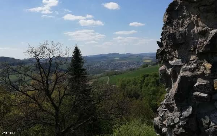 Burgruine Eversberg Ausblick Burgruine Eversberg Ausblick