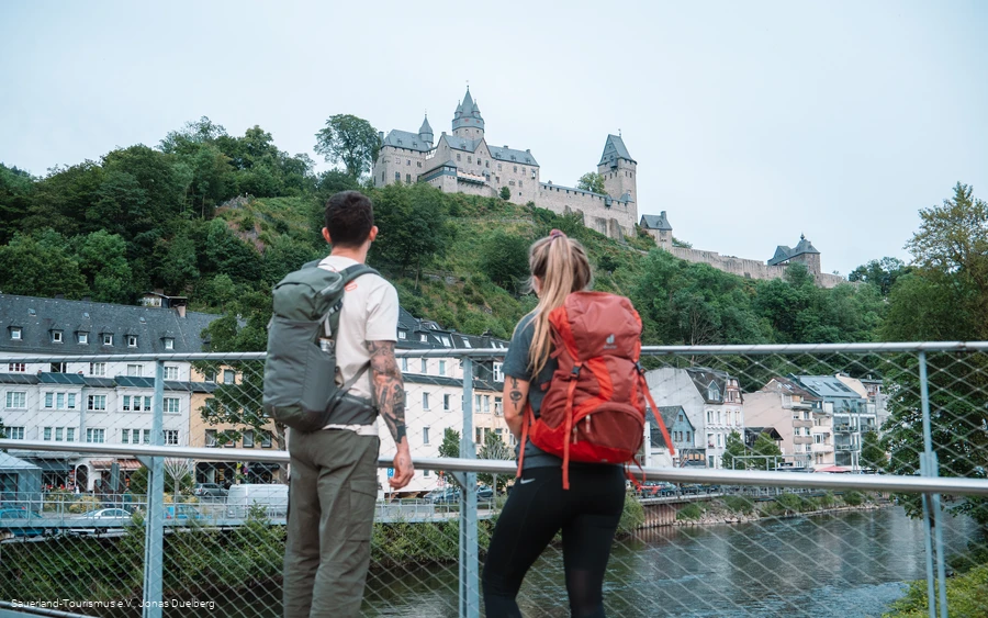 Sauerland-Hoehenflug bei Altena/Meinerzhagen