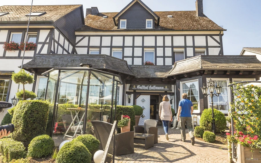 Entrance Landgasthof-Hoffmann The entrance to the Landgasthof Hoffmann