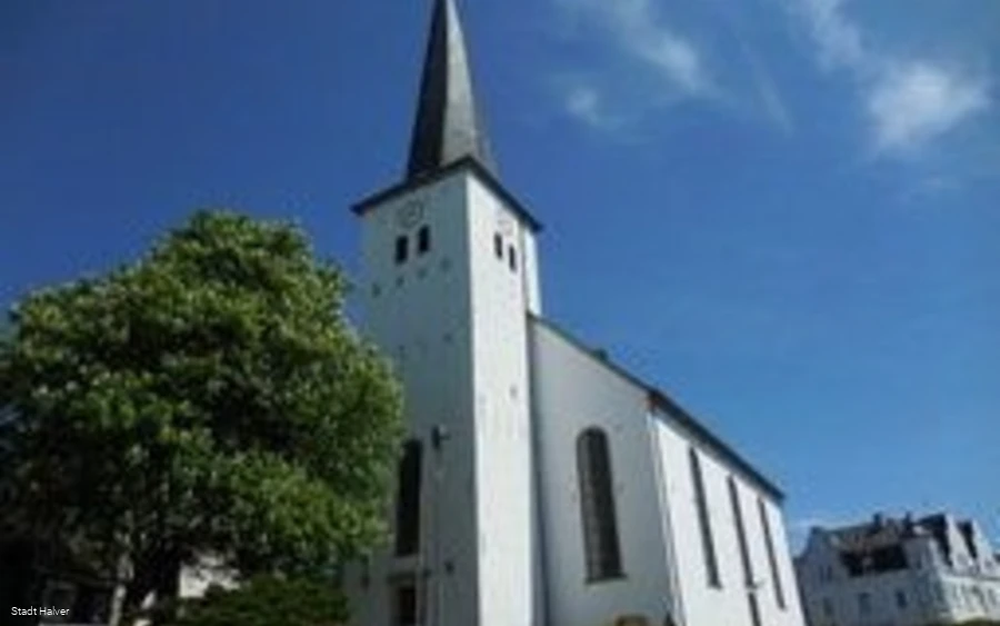Die Nicolaikirche im Herzen der Stadt