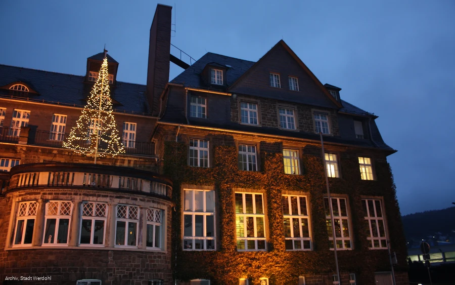 Werdohl_Rathaus_Nacht.JPG