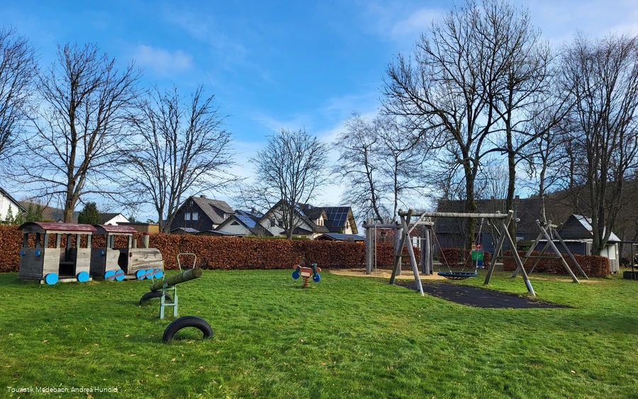 Spielplatz am Sportplatz in Küstelberg