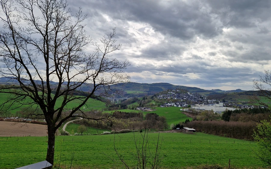Aussicht XXL-Bank Eversberg (Anja Weims) (12).jpg Aussicht XXL-Bank Eversberg (Anja Weims) (12).jpg