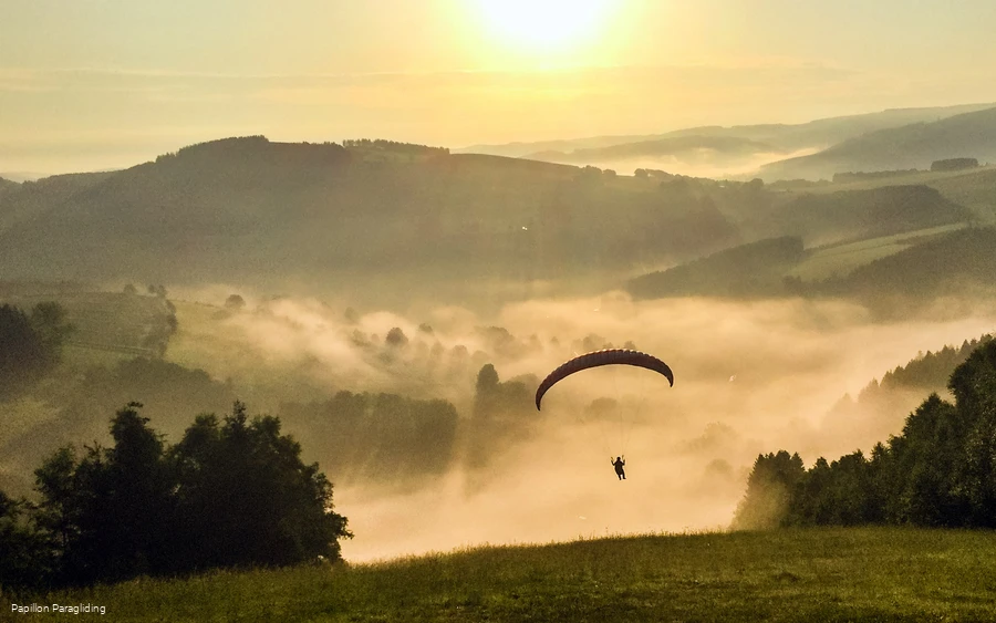 Paragliding_Sauerland_2018(1).jpg