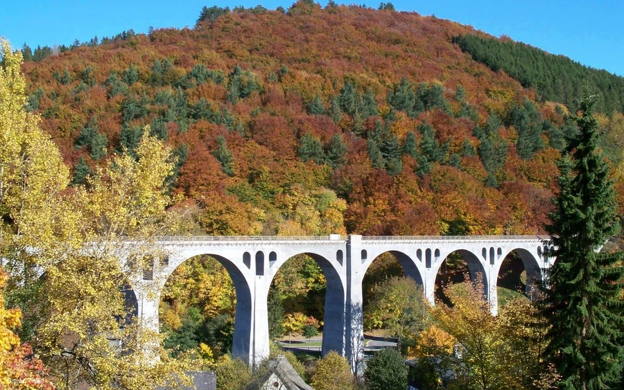 viadukt-2008 c) Ortrud Thiel.jpg