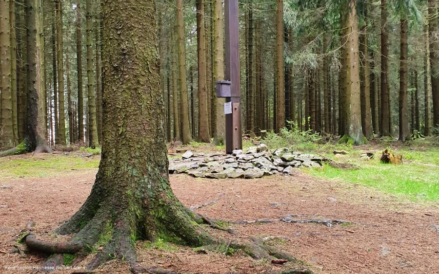 Gipfelkreuz Bastenberg