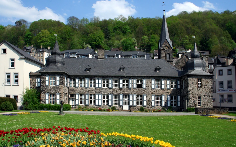 Burg Holtzbrinck - Dirk Klüppel.tif