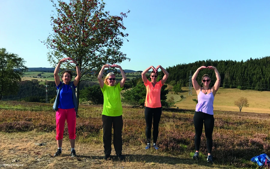 Qigong c) Gaby Herbst-Göbel.jpg Qigong c) Gaby Herbst-Göbel.jpg