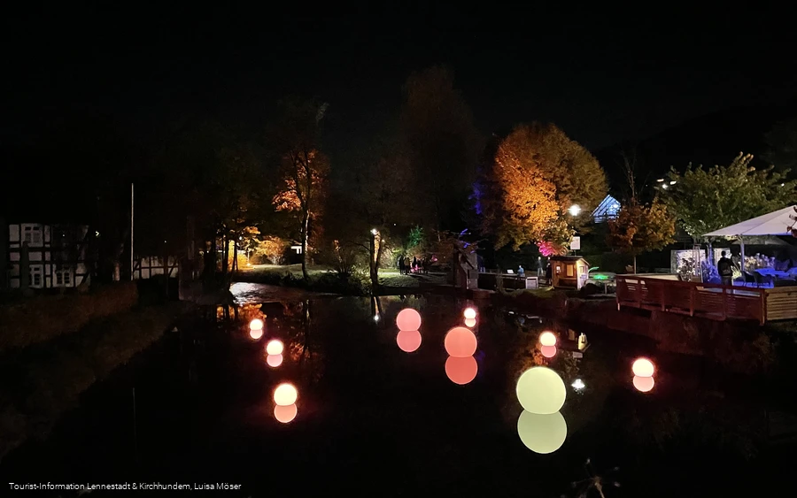 Lennnestadt Leuchtet TalVITAL2©Tourist-Information Lennestadt & Kirchhundem.JPG Lennnestadt Leuchtet TalVITAL2©Tourist-Information Lennestadt & Kirchhundem.JPG