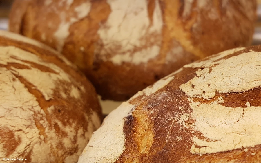 Ashauer spezial: aromtisch mit leckerer Kruste und weicher Krume