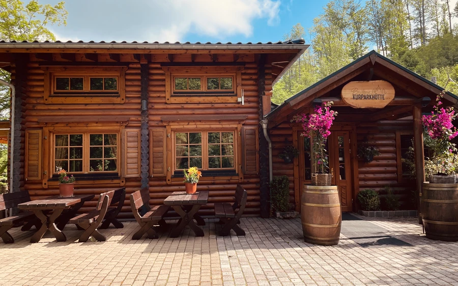 Hauptbild_Kurparkhuette.JPG Hauptbild_Kurparkhuette.JPG