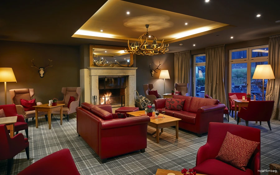 Hotel Rimberg-Zwemvijver-Lobby-Living-Room-PhotoHotel.jpg