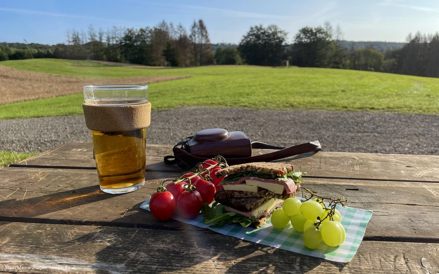 Picknick an der Hexeneiche