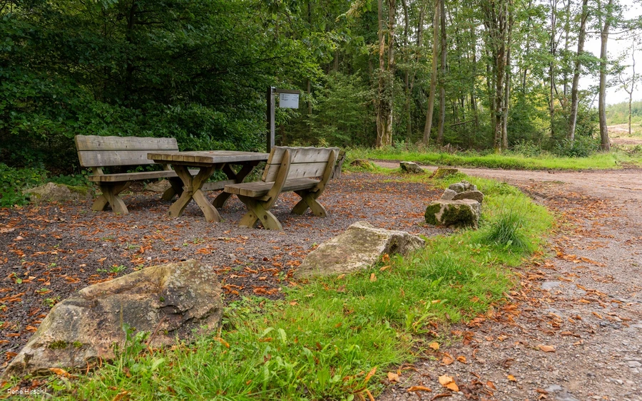 Verweil-Ort Kreuz-Wege Verweil-Ort Kreuz-Wege