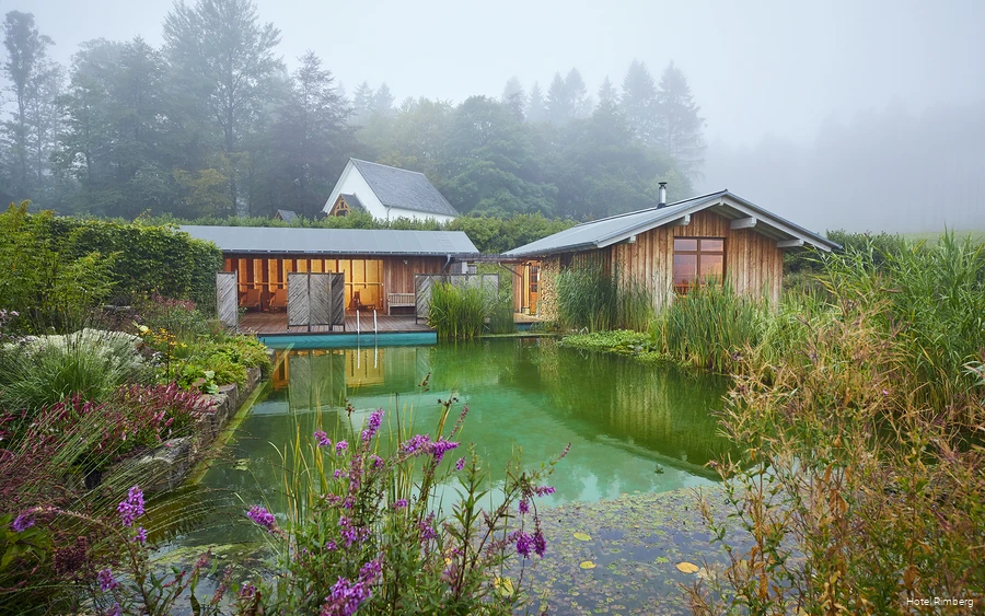 Hotel Rimberg-Zwemvijver-Buiten-Sauna-FotoHotel.jpg