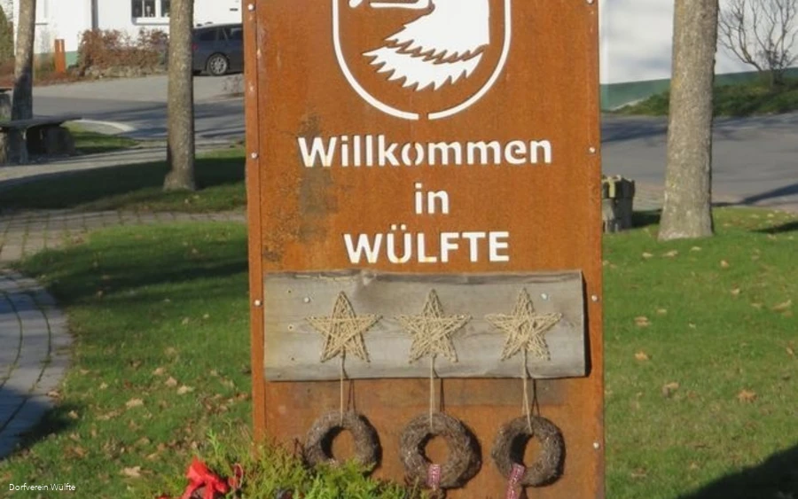 Ortseingangsschild Wülfte