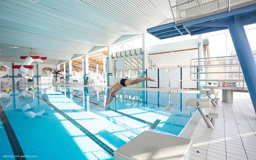 Sportbecken Sportbecken