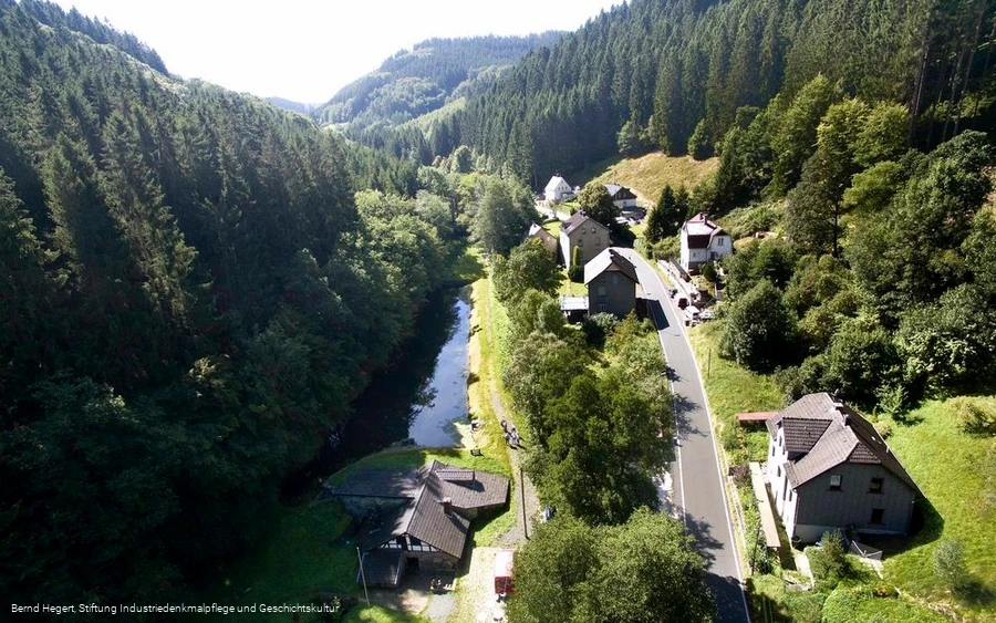 Der Ahe-Hammer im Tal der schwarzen Ahe.