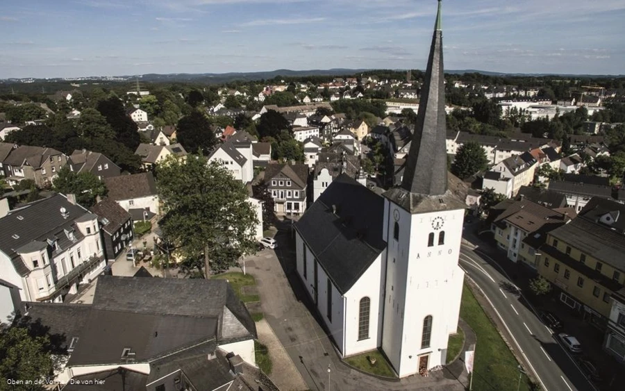 Luftbild der Nicolai Kirche