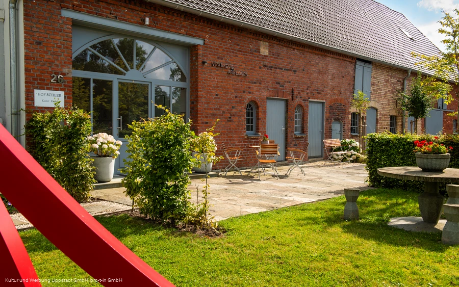 Galerie Hof Scheer (c) KWL Kultur und Werbung Lippstadt GmbH Pro-t-in GmbH (1).jpg Galerie Hof Scheer (c) KWL Kultur und Werbung Lippstadt GmbH Pro-t-in GmbH (1).jpg
