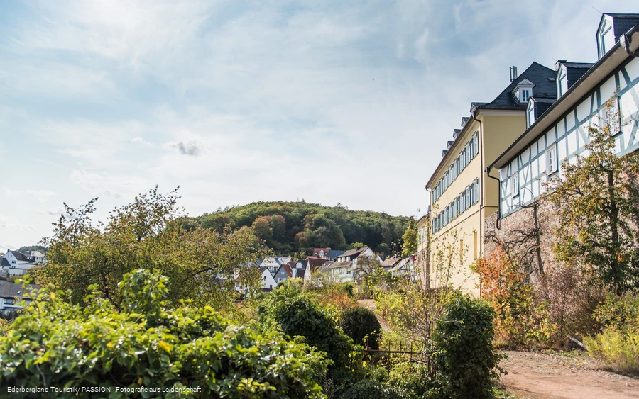 Neuburg Battenberg (Eder)