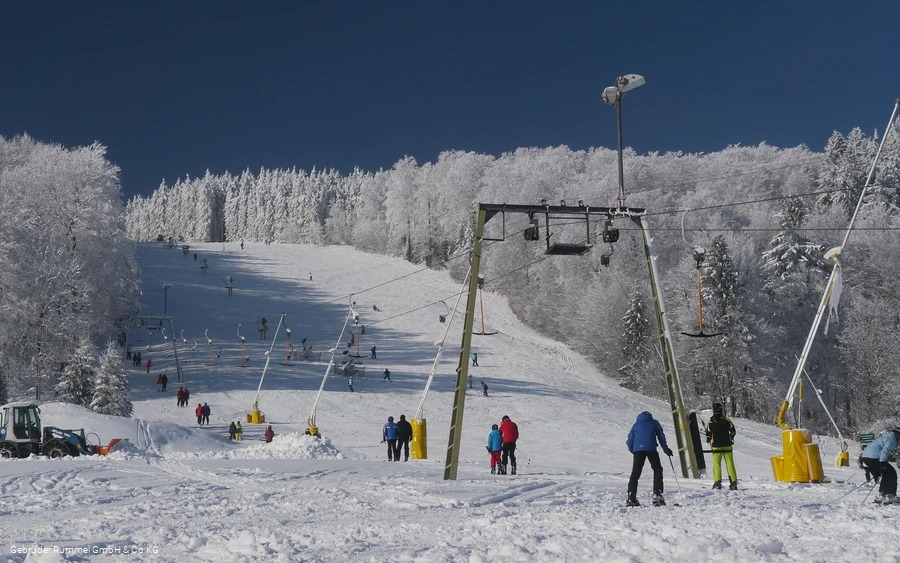 sonnenlif-willingen-raureif-nah.jpg