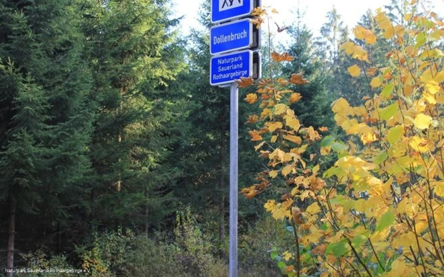 Das Verkehrszeichen als Hinweis auf den Wanderpark