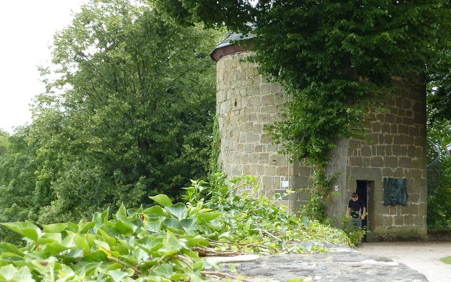 Stadtmauer mit Hexenturm