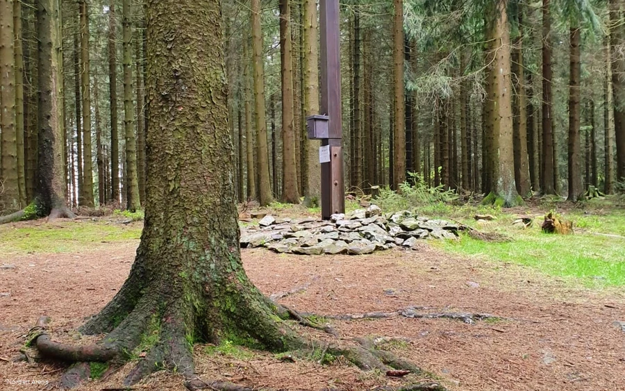 Gipfelkreuz Bastenberg Gipfelkreuz Bastenberg