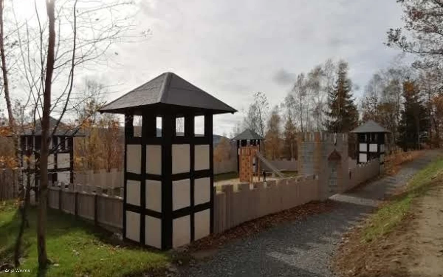 Spielplatz Burgruine Eversberg