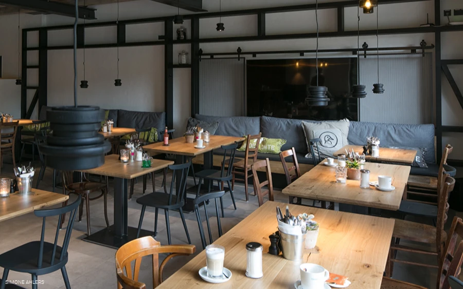 Moderner Restaurantinnenbereich Moderner Restaurantinnenbereich
