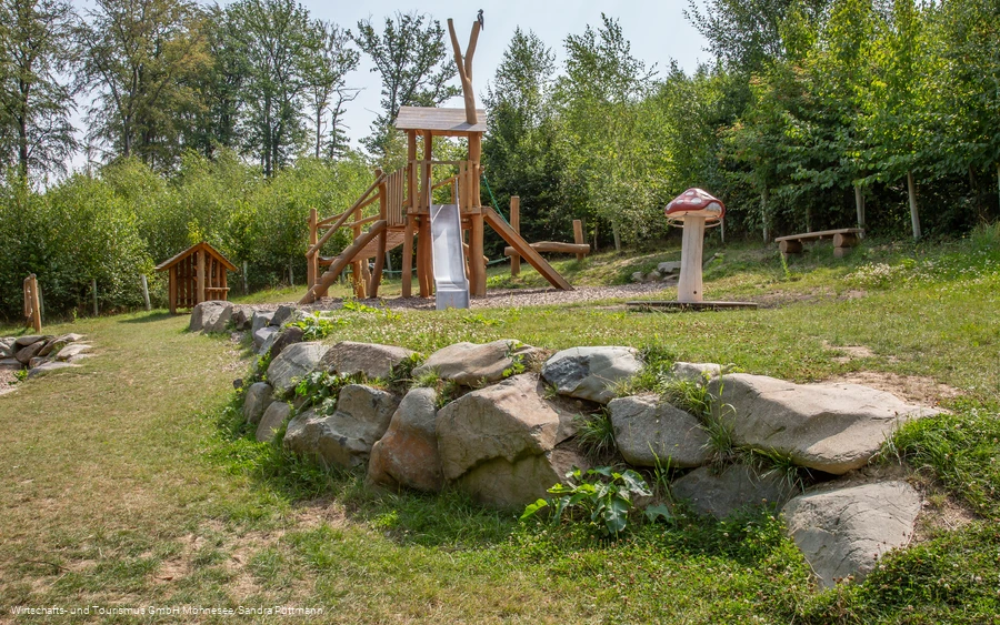Spielplatz Möhnesee-Turm 4