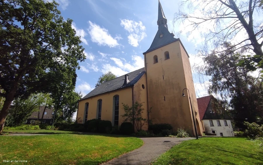 Benachbart: die echte Servatiuskirche